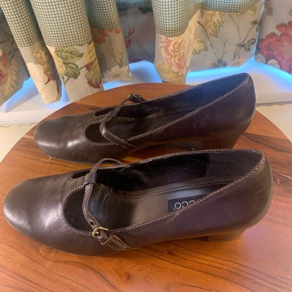 Womens Ecco chunky heel. Inv 5290c - Picture 2 of 6